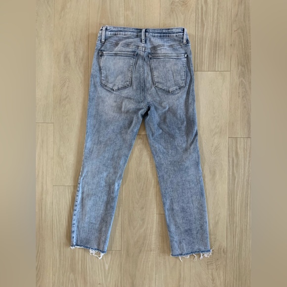 Silver Jeans High Note Straight Crop - Picture 2 of 5